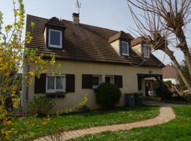 Maison 5 chbres à BOURRON