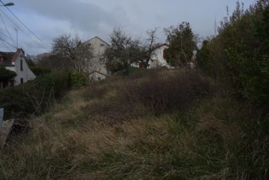 CHAMPAGNE SUR SEINE TERRAIN