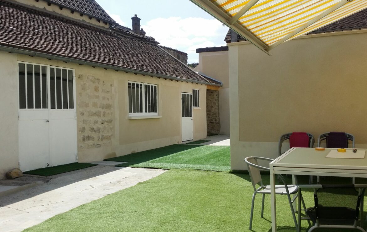 Peronnet Immobilier THOMERY maison 130 m²