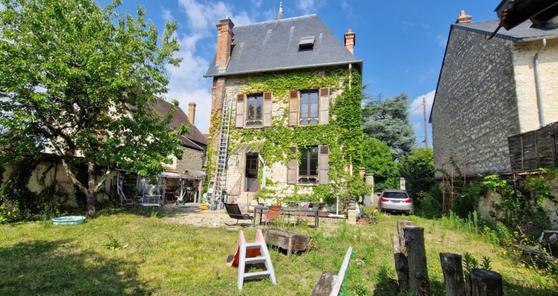MORET SUR LOING – CENTRE VILLE