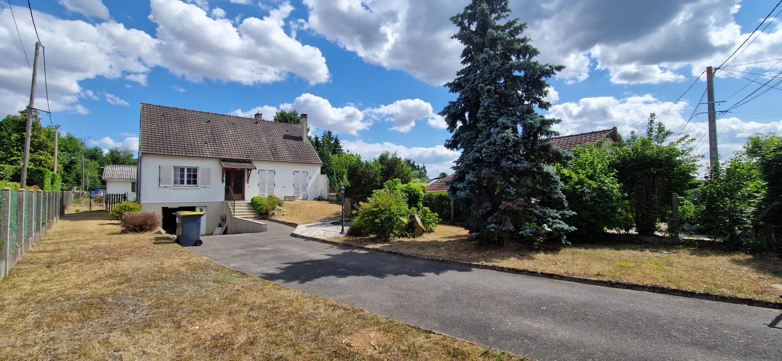 Maison PERONNET immobilier 77670