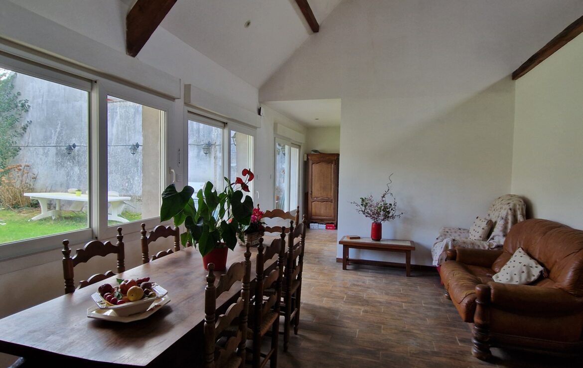 Maison familiale Peronnet à 77670