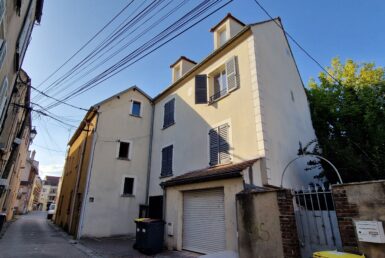 Agence Peronnet Immeuble 77130