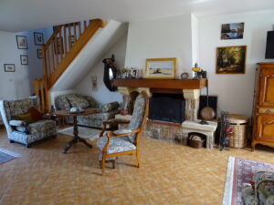 Pavillon PERONNET à VENEUX LES SABLONS