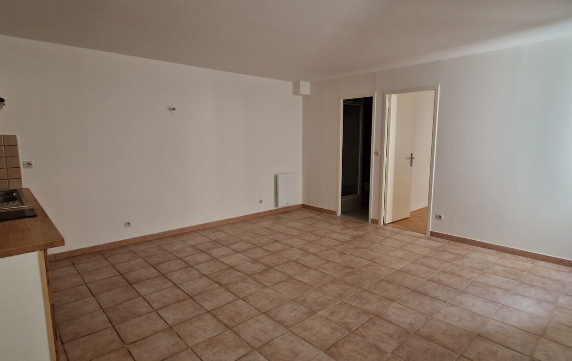 MORET LOING ET ORVANNE logement 2 pièces Peronnet Immobilier