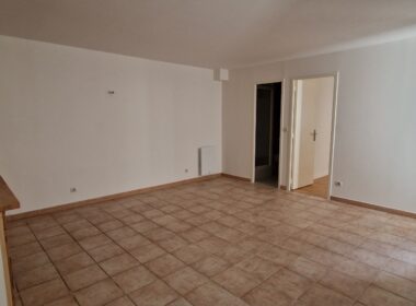 Cabinet Peronnet - Appartement VENEUX