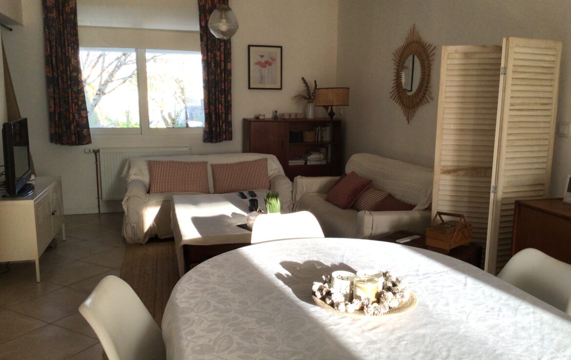 Maison avec Jardin 5 pièces Peronnet Immobilier