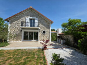 Magnifique maison familiale rénovée Peronnet immobilier 77250